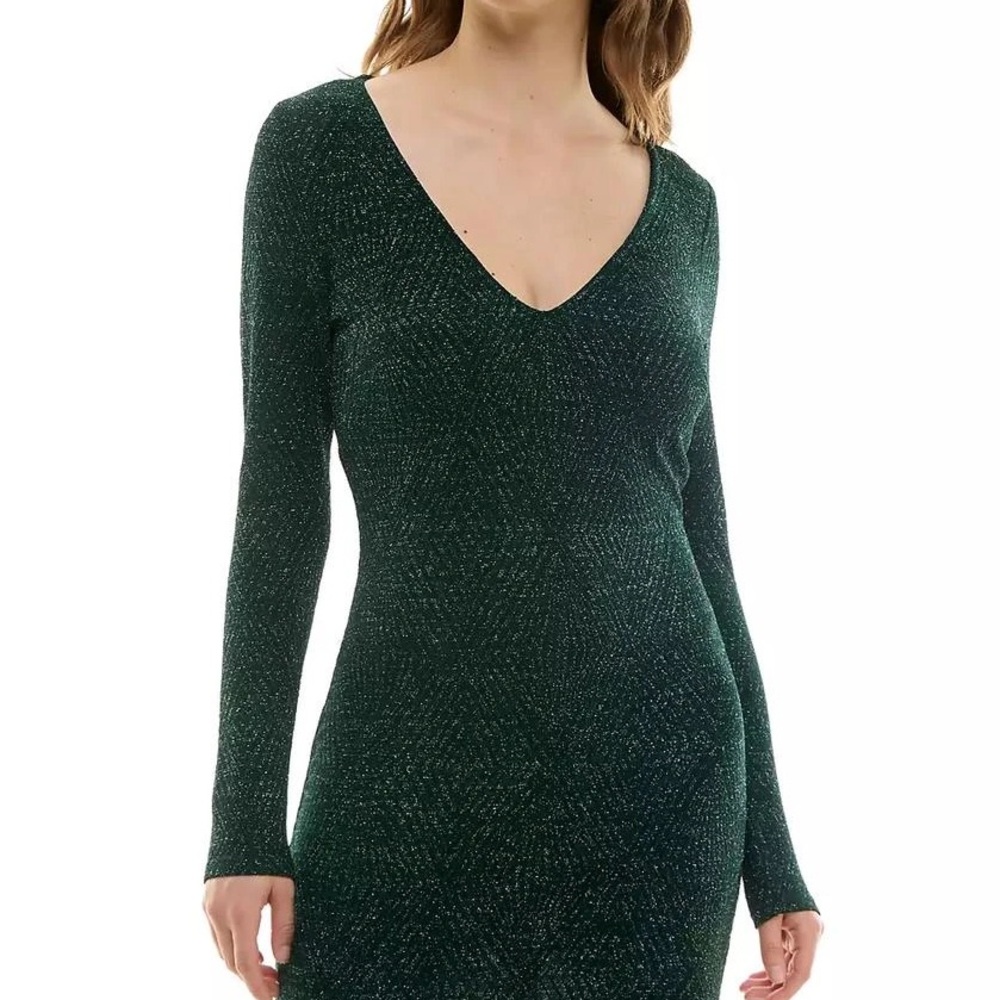 Speechless Hunter Green Metallic V-Neck Long Sleeve Bodycon Dress